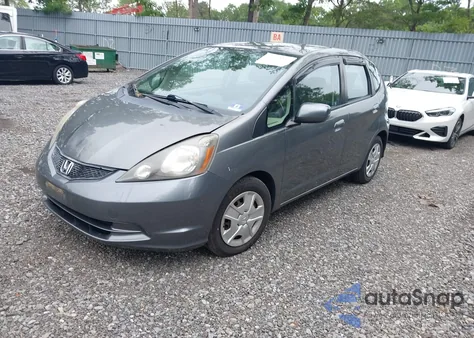 2013 Honda Fit из США, поврежденный, VIN JHMGE8H32DC082605